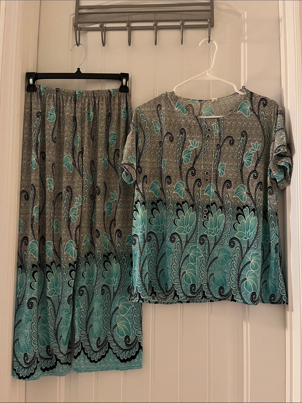 Women’s Two-Piece Gray and Teal Floral Pajama Set